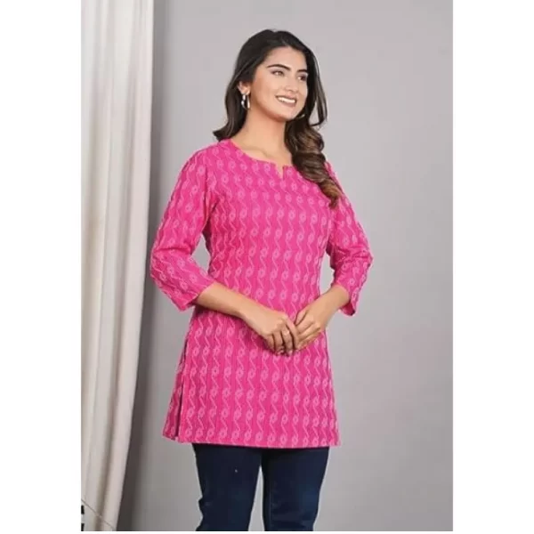 Bright pink textured women's kurti